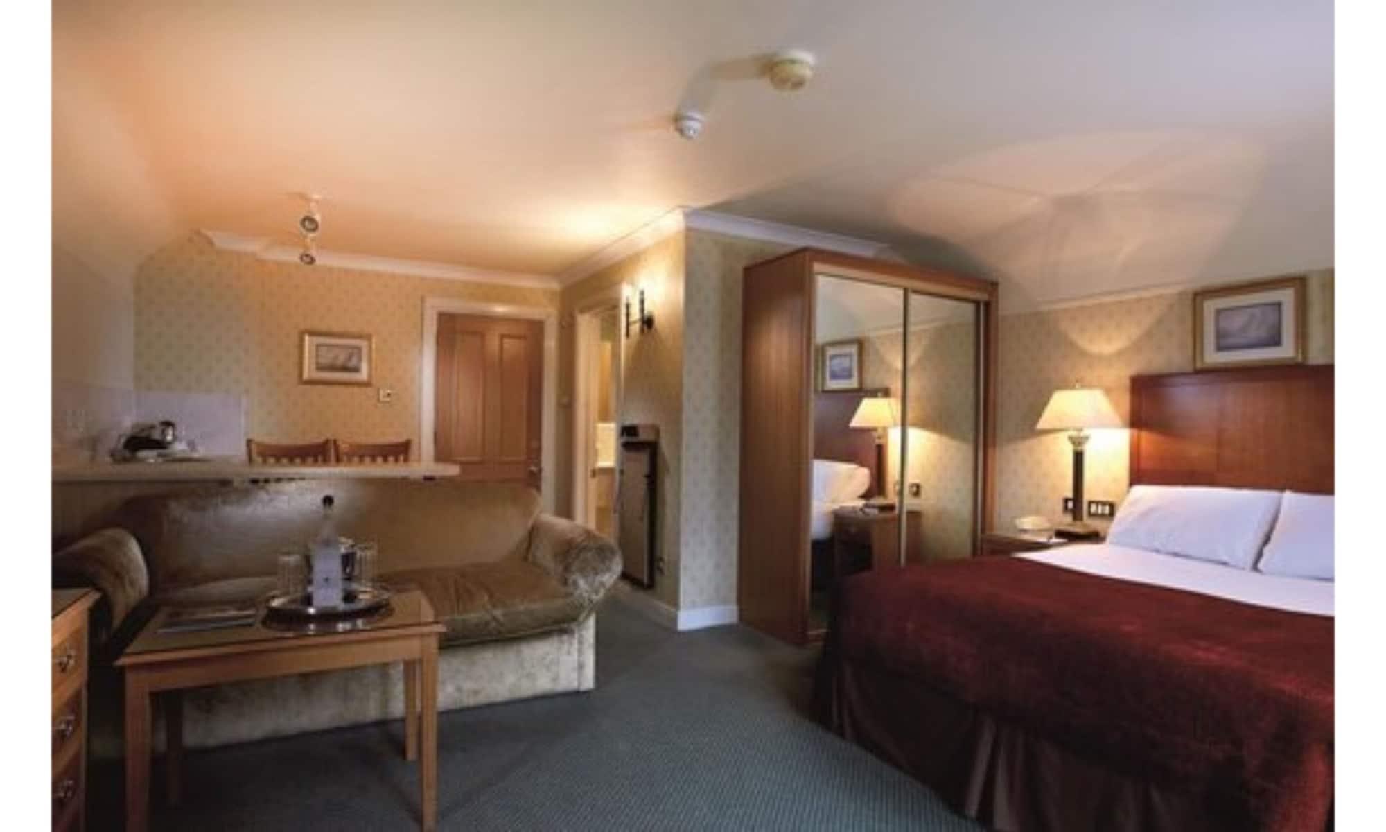 Macdonald Elmers Court Hotel Лимингтон Экстерьер фото