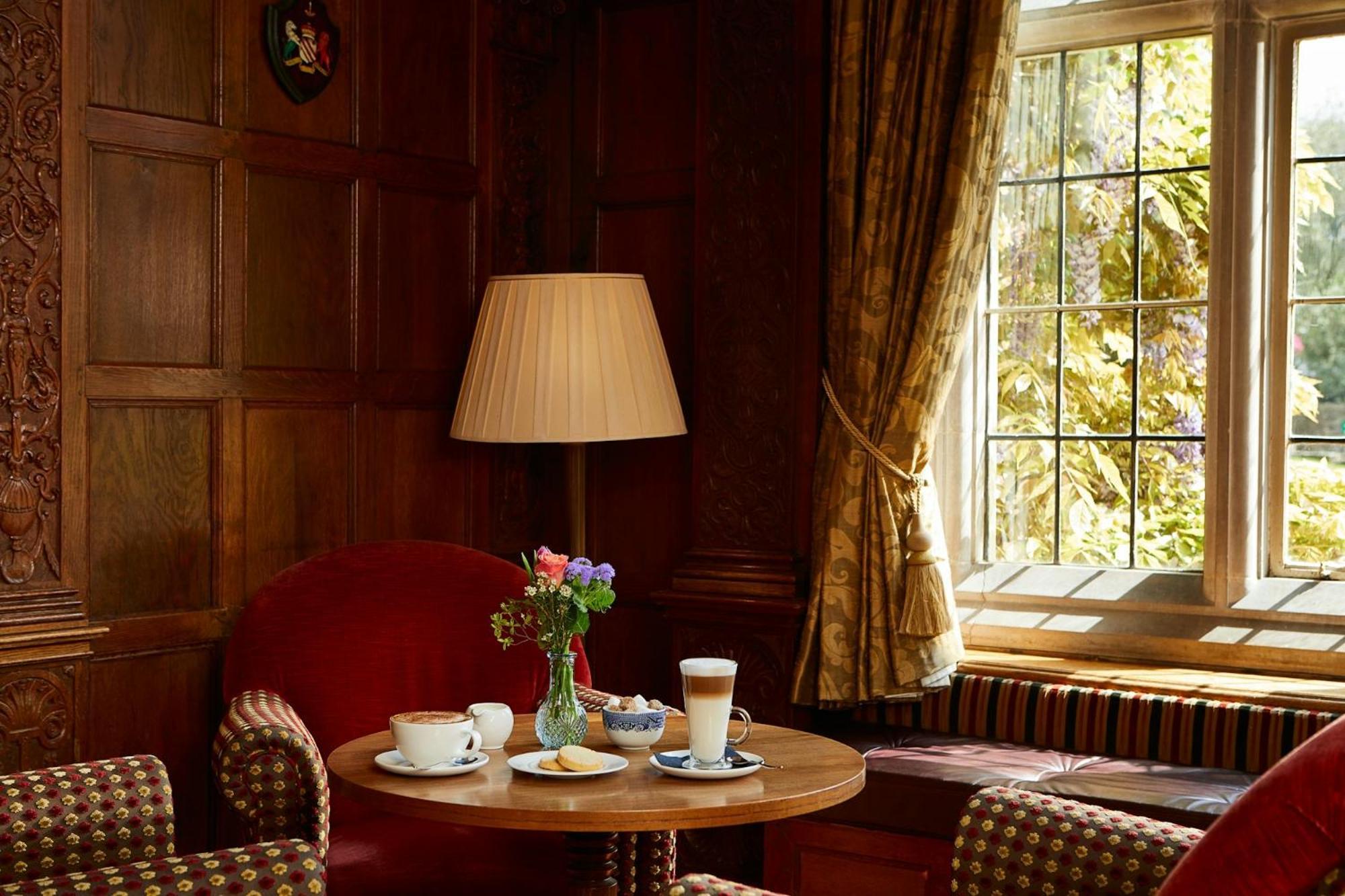 Macdonald Elmers Court Hotel Лимингтон Экстерьер фото